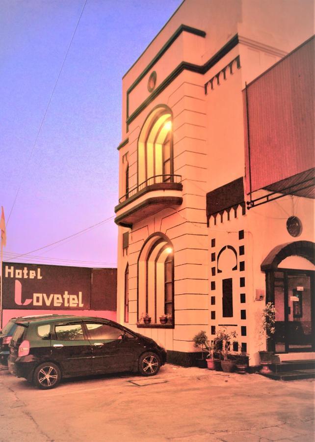 Reddoorz Near Jalan Sudirman Padang Hotel Buitenkant foto
