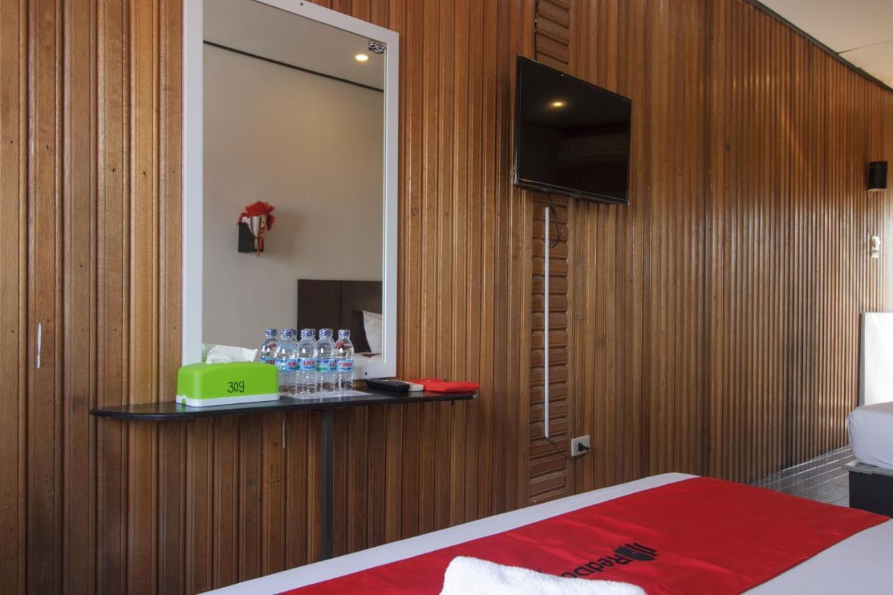 Reddoorz Near Jalan Sudirman Padang Hotel Buitenkant foto
